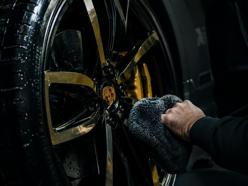 Barrel-deep wheel and tyre detail with satin dressing